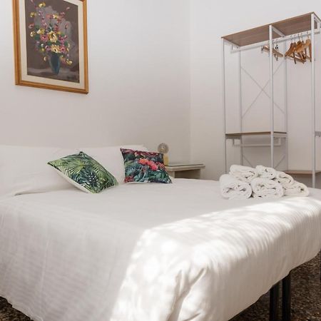 Apartament Living Sestri Airport Genua Zewnętrze zdjęcie